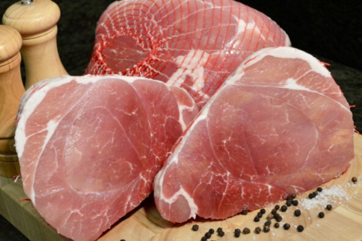 Slipper Gammon Joint - (approx 2.2kg)